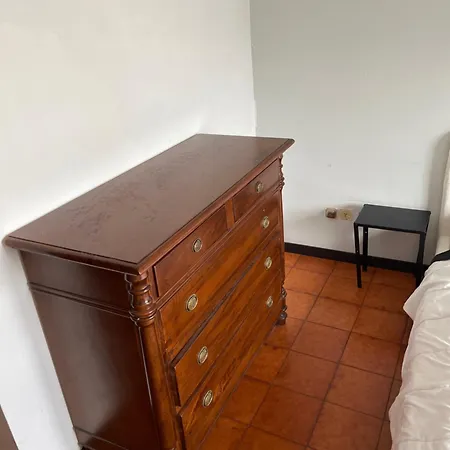 Ciamarra Pet Friendly Dog And Cat Accepted *